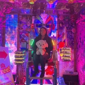 Meet your Posher, Camille